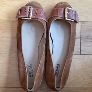 MICHAEL Michael Kors Brown Suede flats w small heel  with Buckle